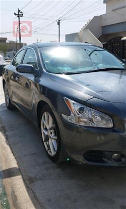 نيسان ماكسيما